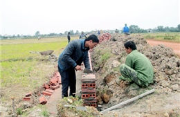 Góp phần xây dựng, củng cố "cột mốc lòng dân"